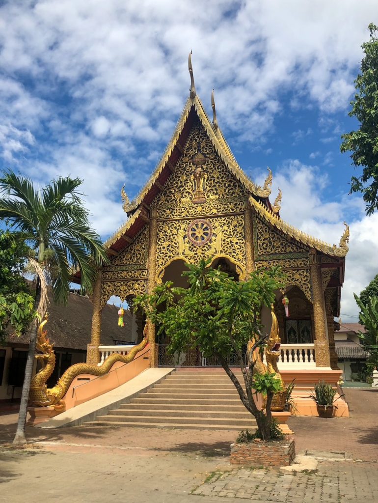 a temple we stumbled upon in Chiang Mai