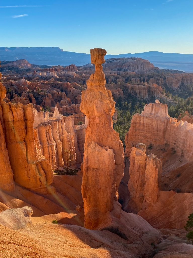 Thor's Hammer as seen from the Navajo Loop Trail in Bryce Canyon