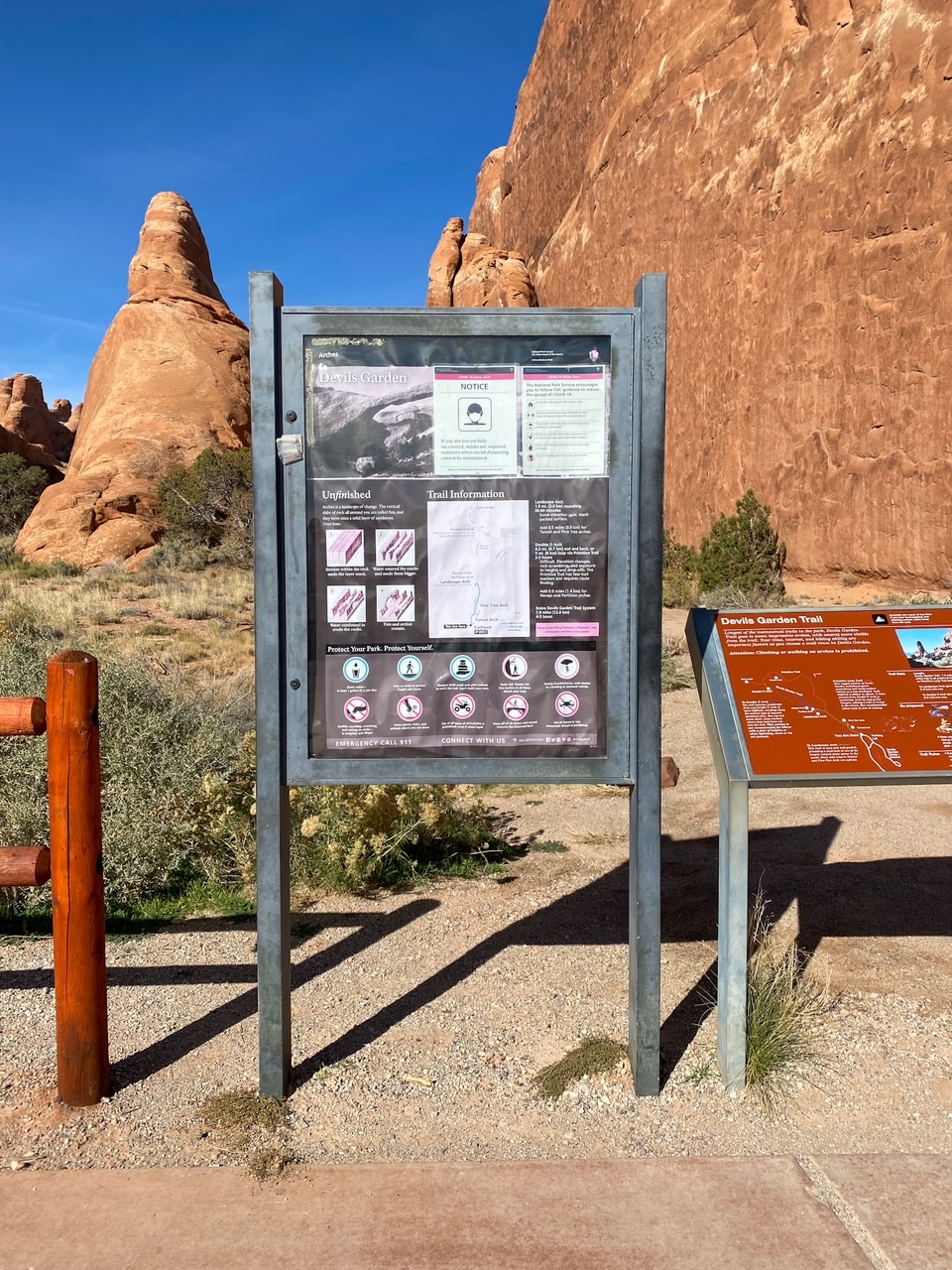 the trailhead sign for Devils Garden