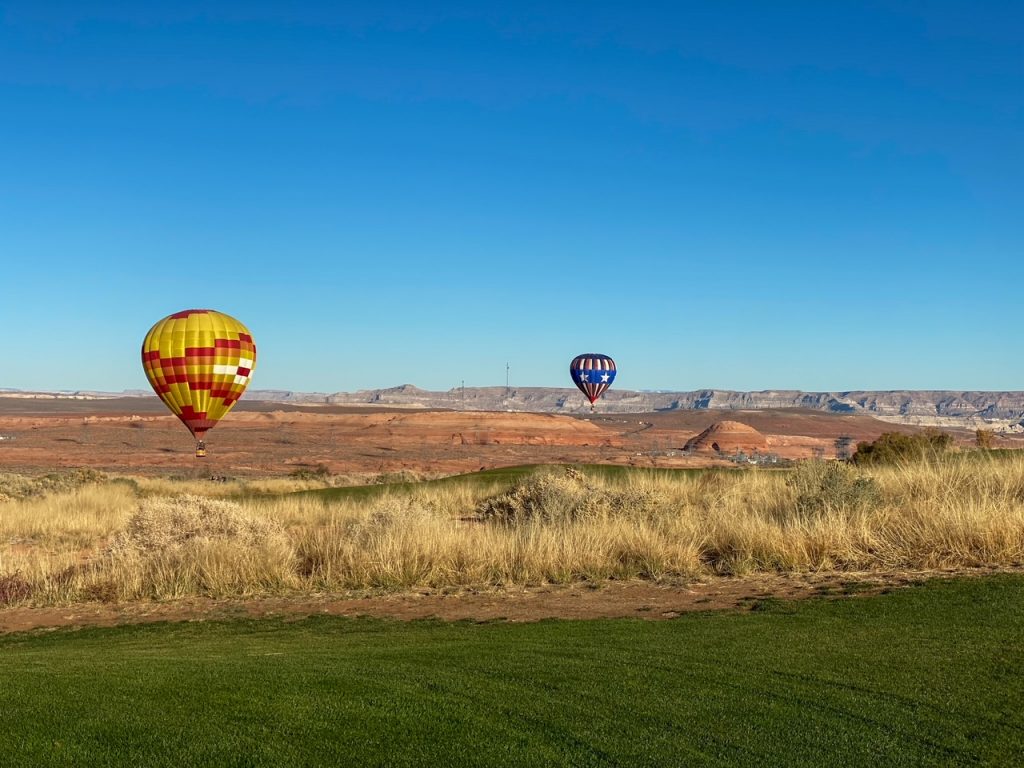 balloons going up over Lake Powell