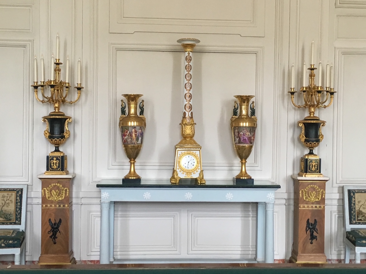 antiques inside Le Grand Trianon