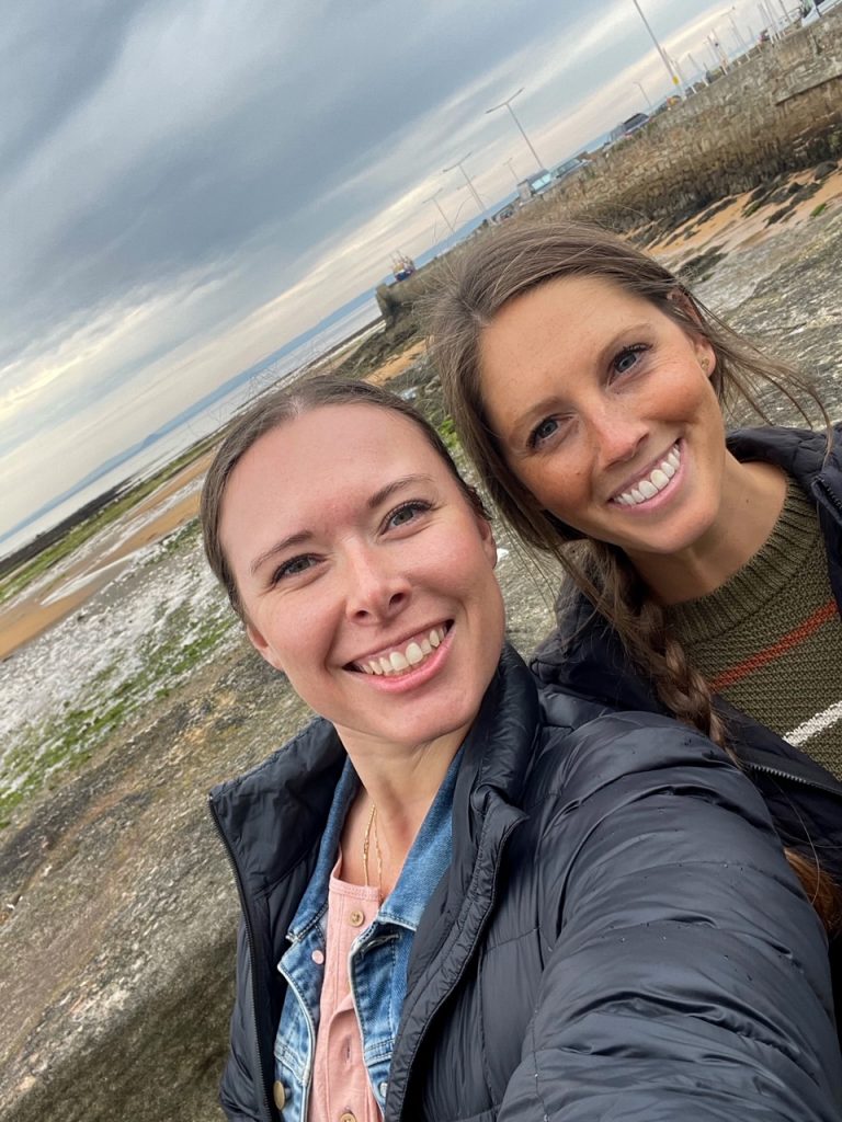 Kelsey and Sara in Anstruther on a day trip from Edinburgh to St Andrews