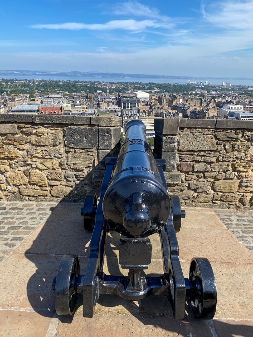 cannon at Edinburgh Castle