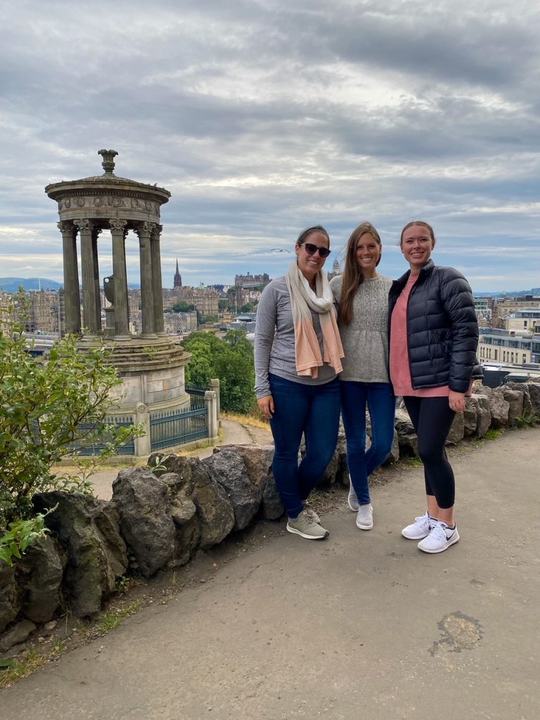 Girls at the Dugald Stewart Monument on Calton Hill in Edinburgh