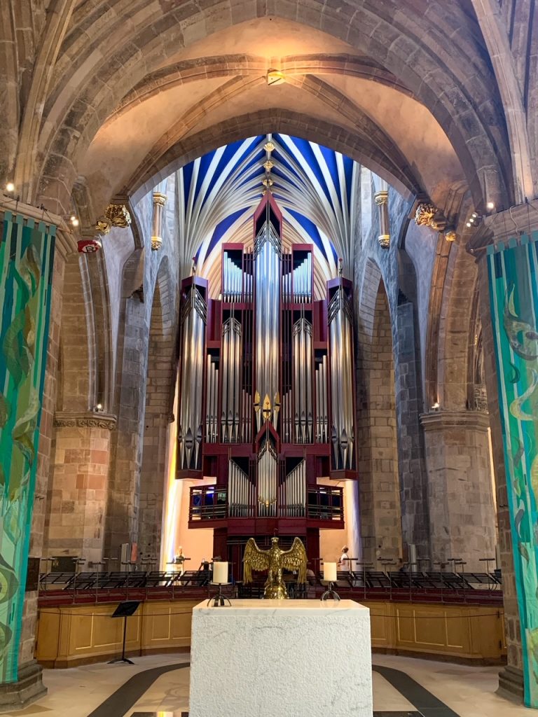 an organ at St Giles' Cathedral