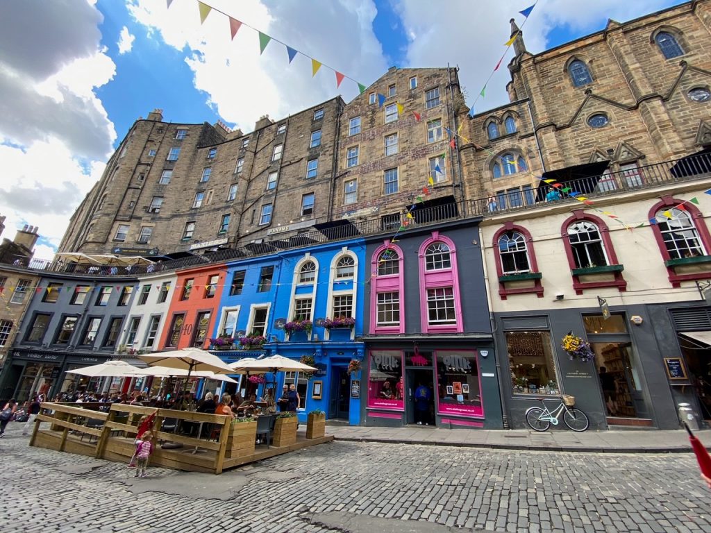 Victoria Street in Old Town Edinburgh