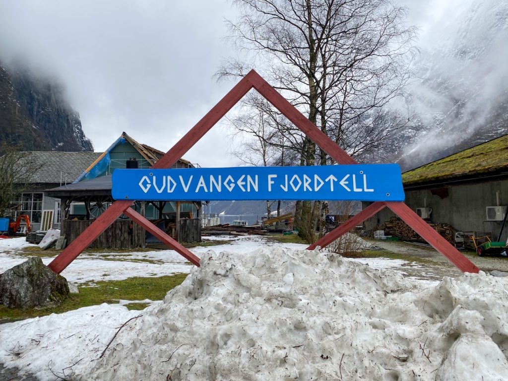 the Gudvangen Fjordtell welcome sign