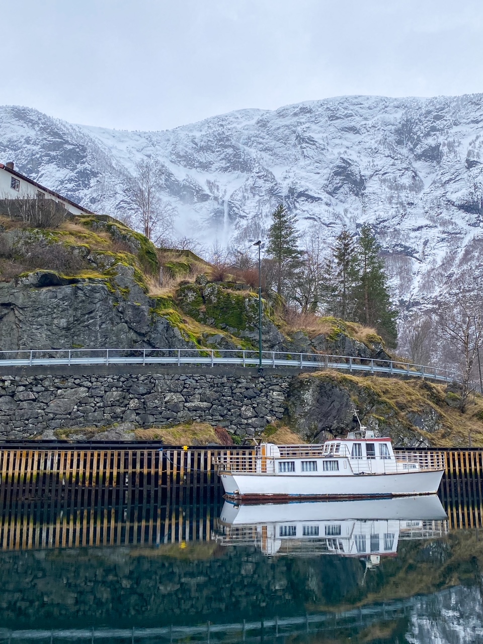 avalanche at Flam Harbor