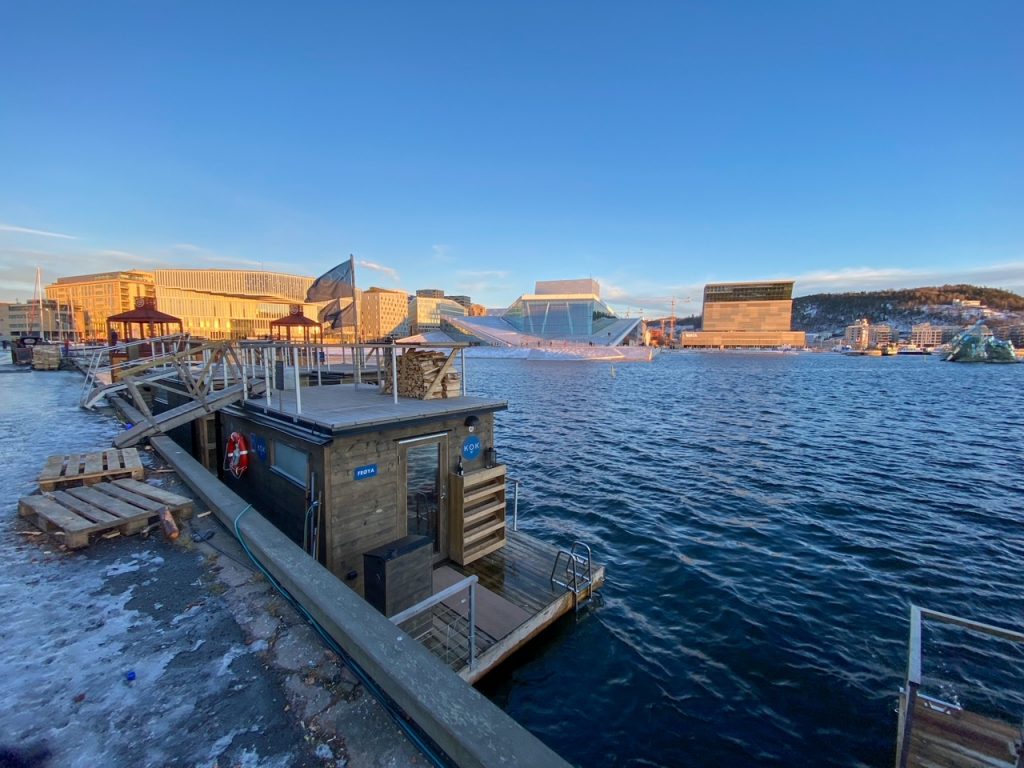 one of Oslo's fjord-side floating saunas