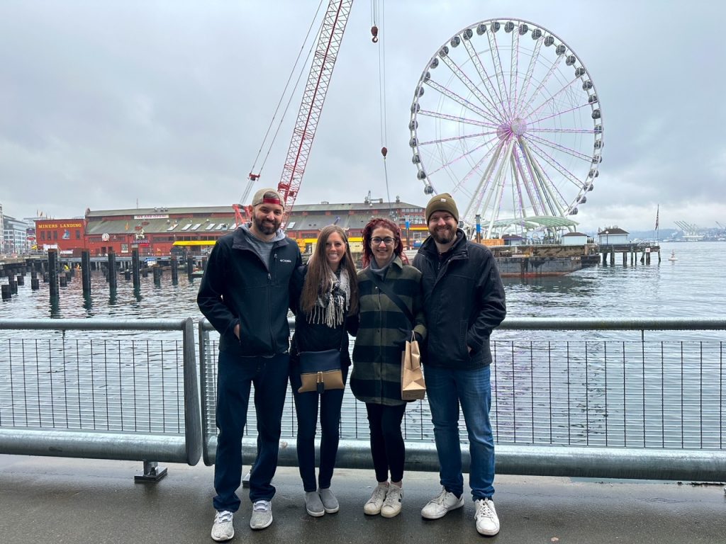 the group in front of the Seattle Great Wheel