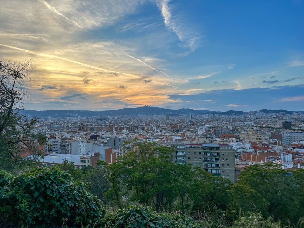 try to catch a sunset from Montjuïc during your 3 days in Barcelona