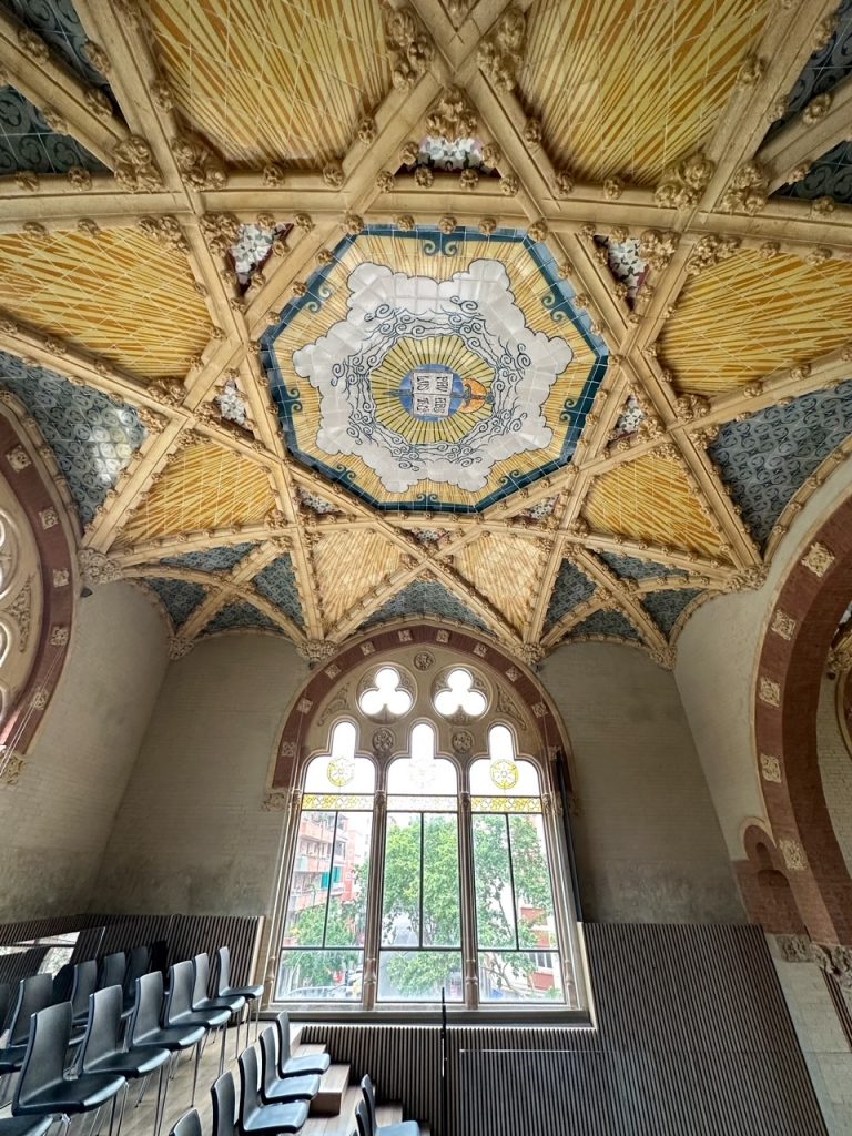 a lovely ceiling design at the Hospital de Sant Pau