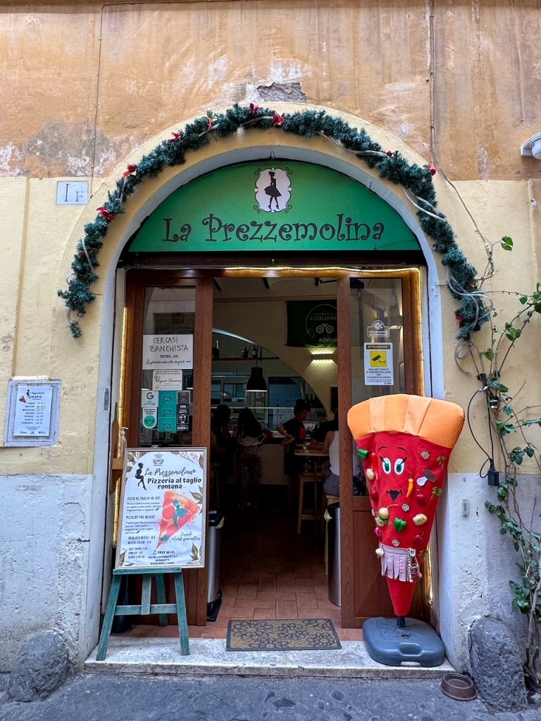La Prezzemolina, a great restaurant for Rome pizza