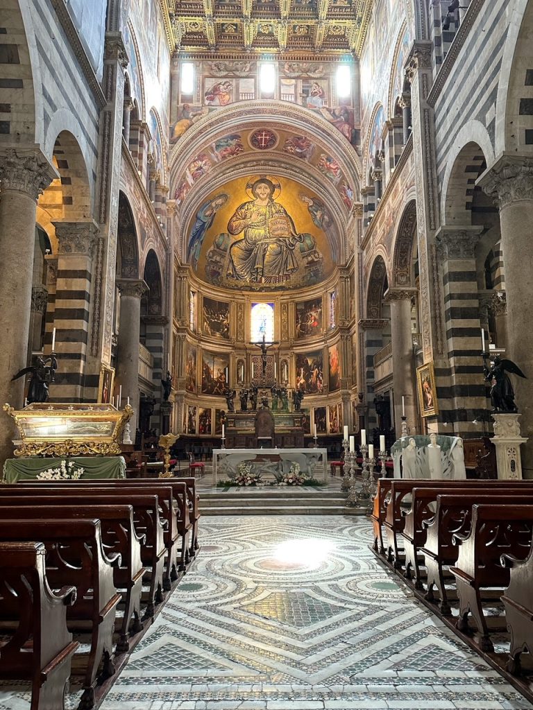 the altar at the Pisa Cathedral