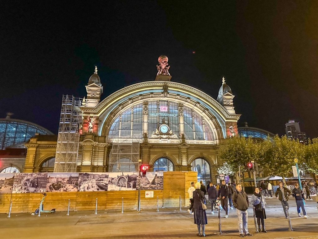 Frankfurt Hauptbahnhof, also known as Frankfurt Central Station