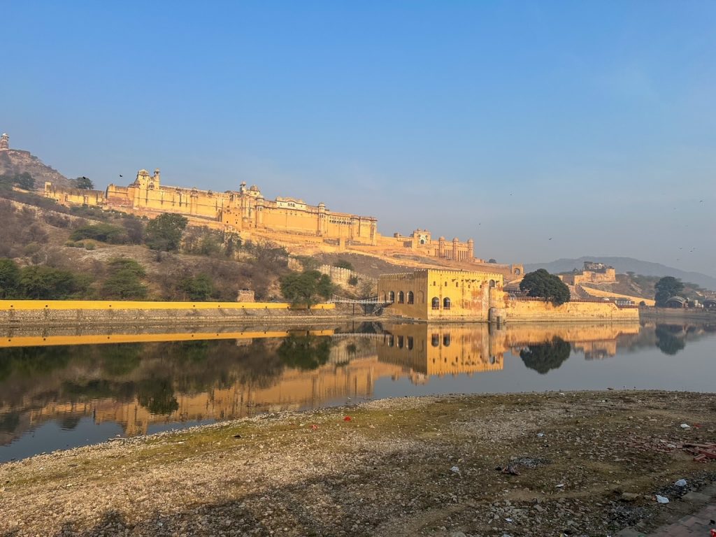 the beautiful Amer Fort in Jaipur, one of the main attractions on your Golden Triangle tour