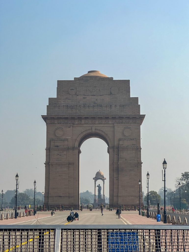 India Gate in Delhi, a top attraction on your Golden Triangle tour