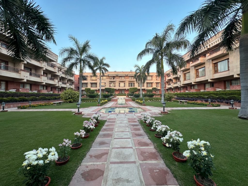 inner courtyard of Jaypee Palace in Agra, India
