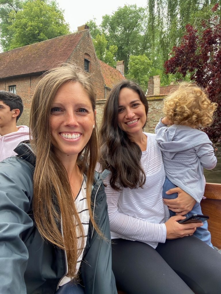 Sara & Sara on the Bruges canal cruise