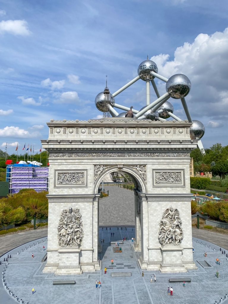a model of the Arc de Triomphe at Mini-Europe in Brussels