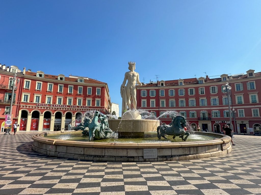 the Fountain du Soleil, one of the top things to do in Nice, France