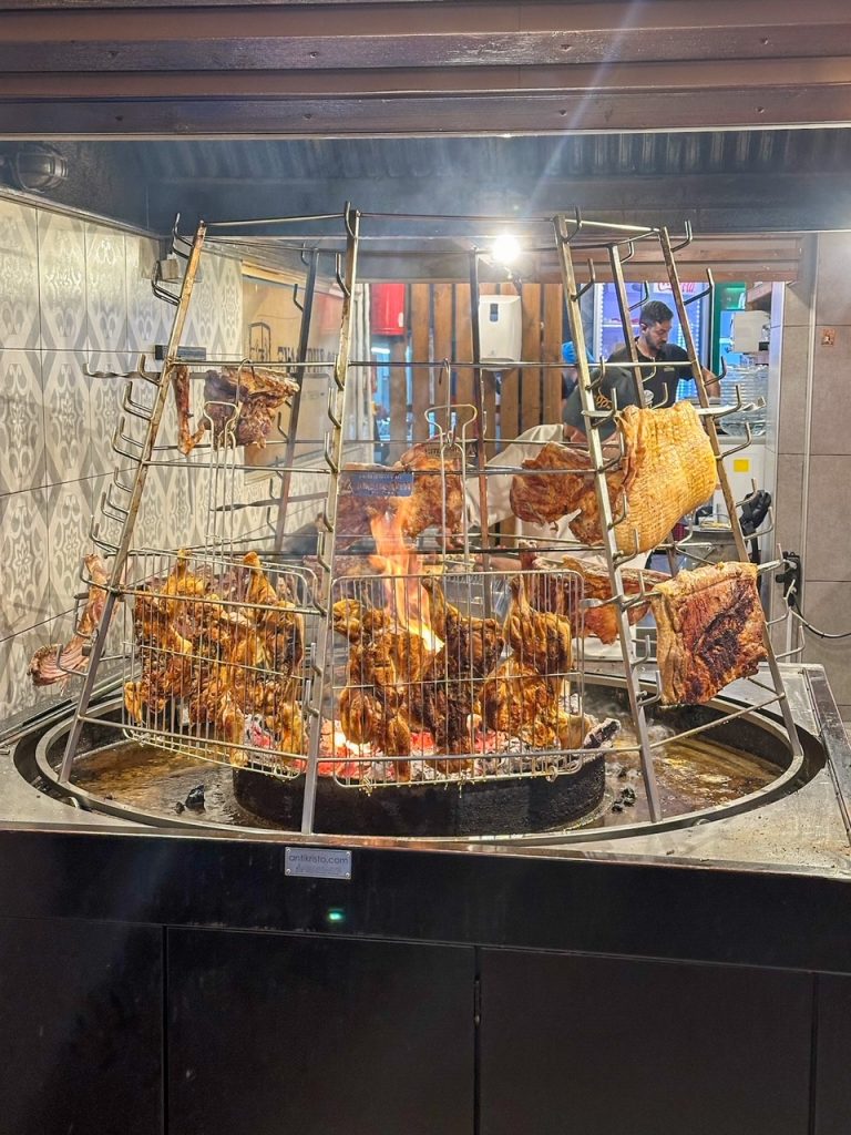 meat cooking at Xylouris Vasileios in Heraklion