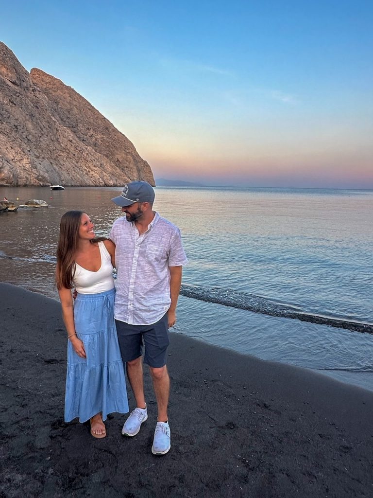 Sara & Tim being cute on Perissa Beach