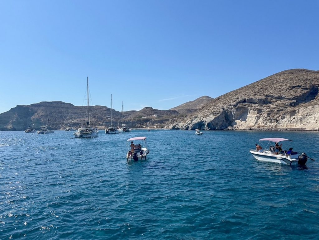 Mesa Pigadia beach is a small quiet beach in Santorini with large pebbles and crystal-clear waters