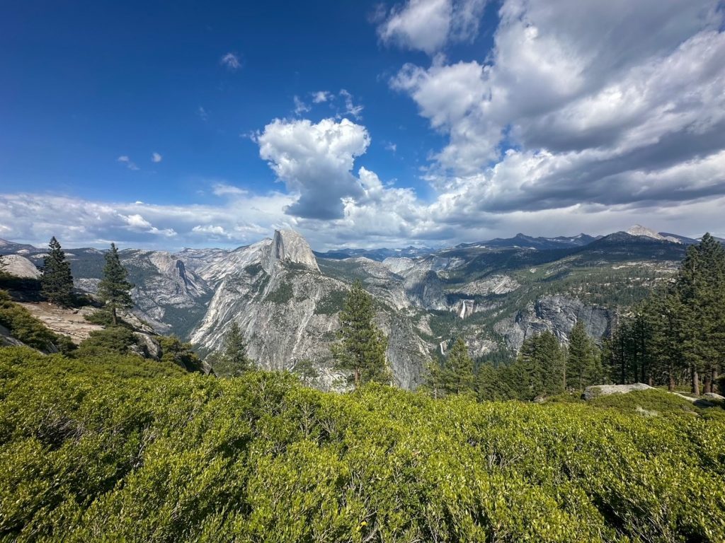 a stunning view from Glacier Point in Yosemite National Park