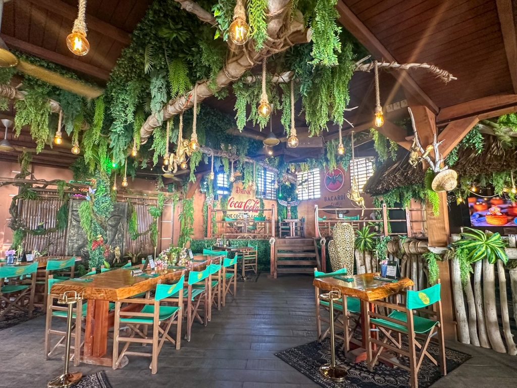Inside The Jungle in Bonaire