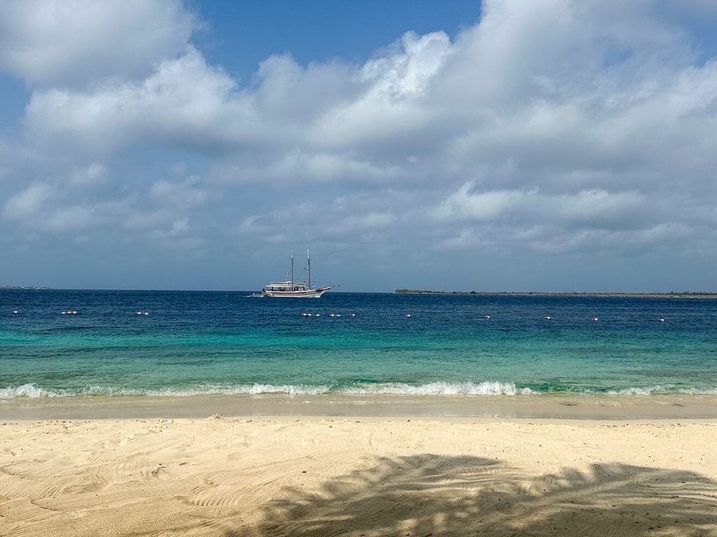 Sailboat on the water at Harbour Village Beach Club